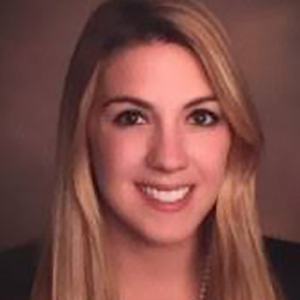 Alexandra Sholley Headshot