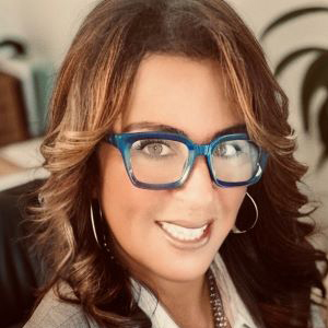 Dana Bowser headshot